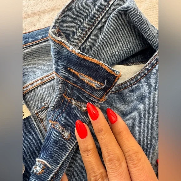 High Rise Blue Jeans éTIca
ETHICALLY MADE
Josie High Rise Crop - Picture 5 of 9